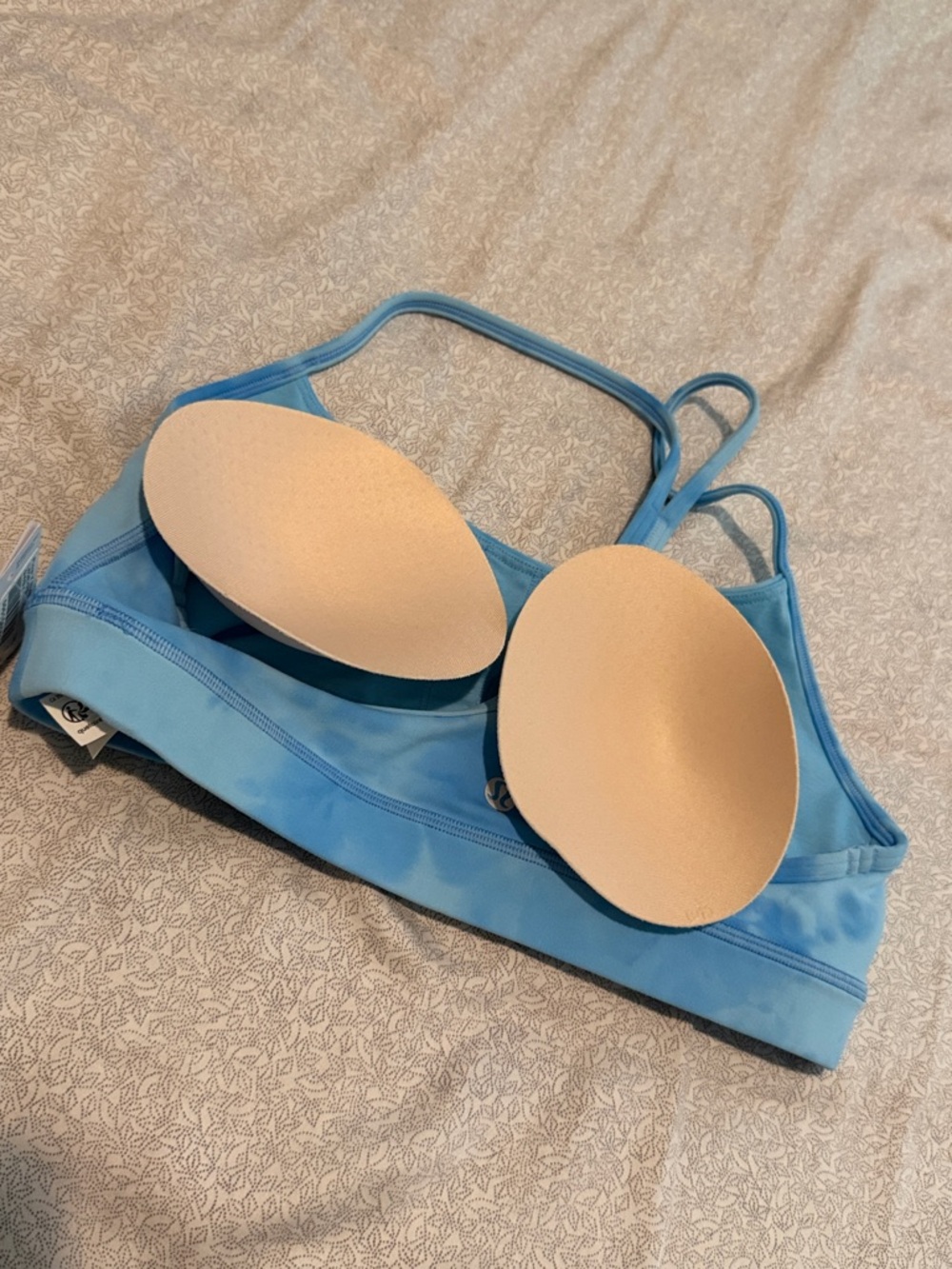 Lululemon Flow Y Bra Nulu Light Support A-C Smoothie Wash Blueberry Multi Size8 - Picture 8 of 8